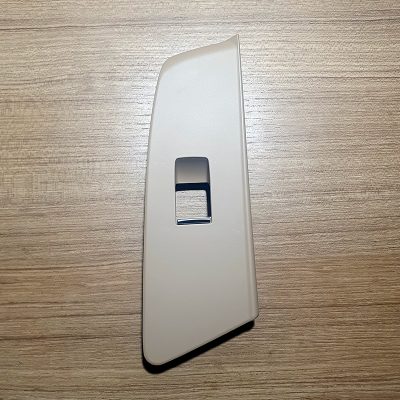Накладка передня пасажирська BMW G30 G31 блока склопідйомника Бежева